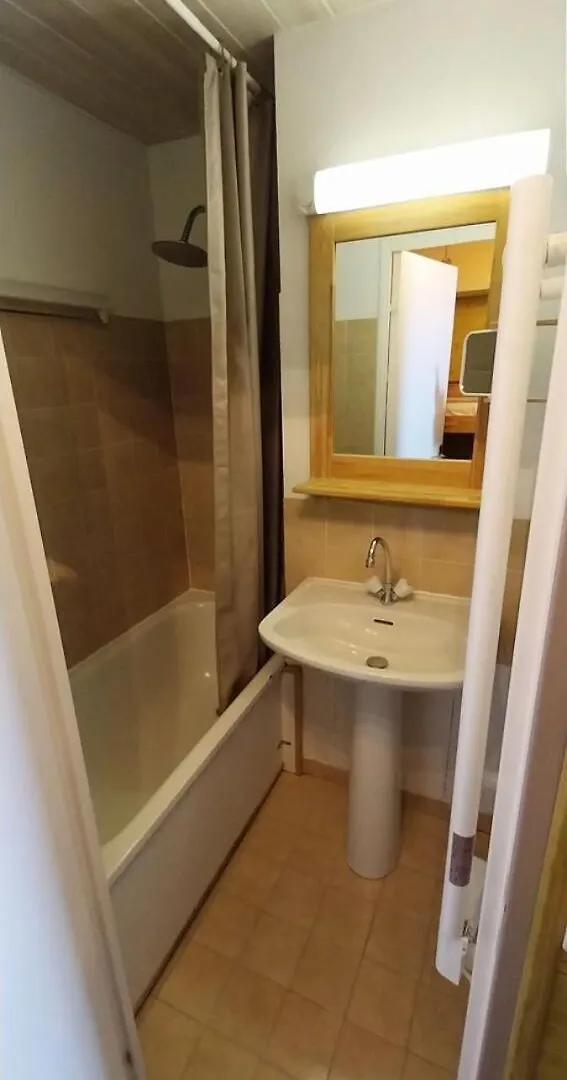 Residence Comete - Superbe Studio Accueillant 4 Personnes Au Reallon Mae-8881 France