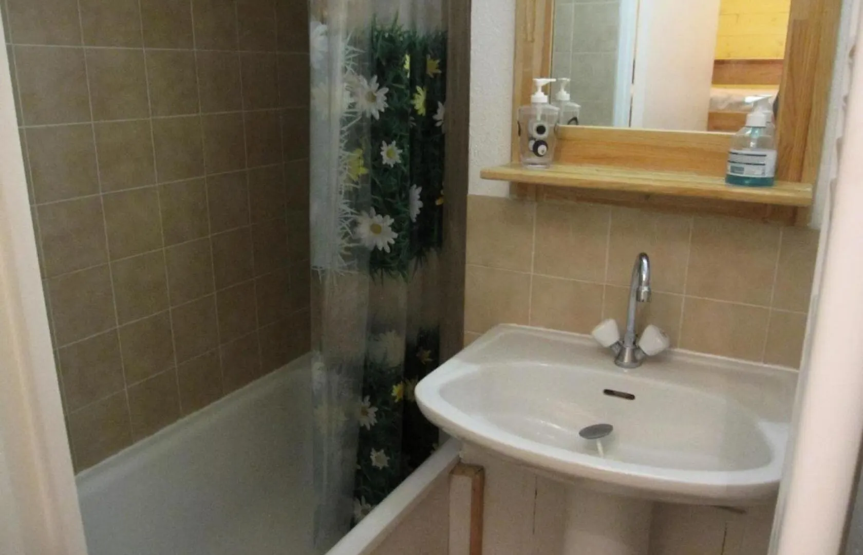 Residence Comete - Superbe Studio Accueillant 4 Personnes Au Reallon Mae-8881
